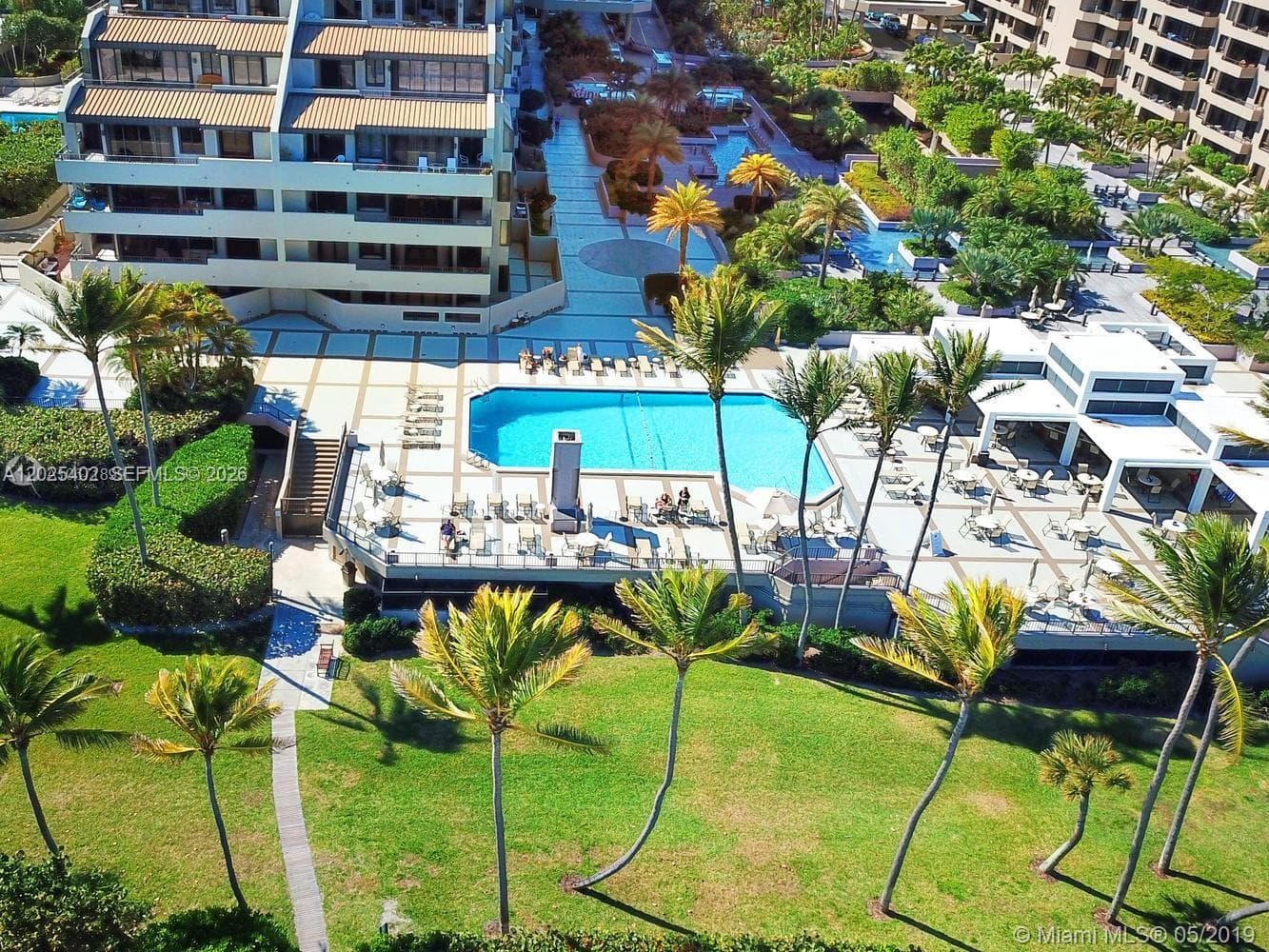 201 Crandon Blvd # 642, Key Biscayne FL 33149 — 61