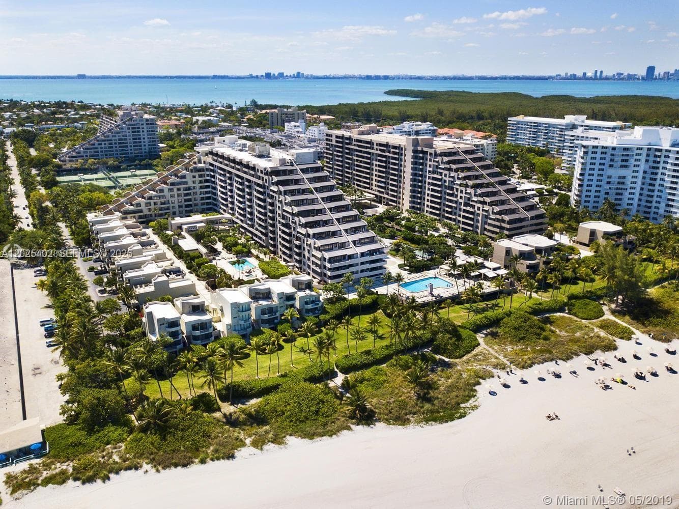 201 Crandon Blvd # 642, Key Biscayne FL 33149 — 59