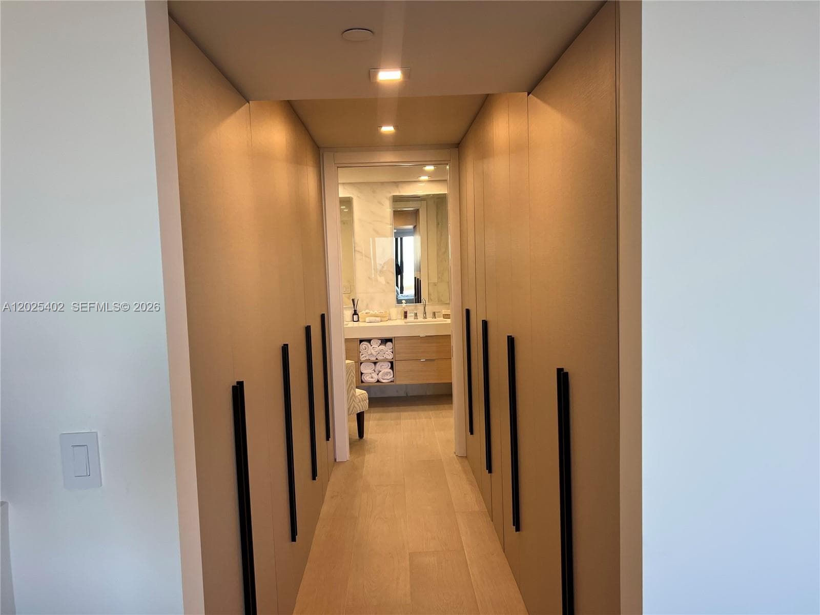 201 Crandon Blvd # 642, Key Biscayne FL 33149 — 31