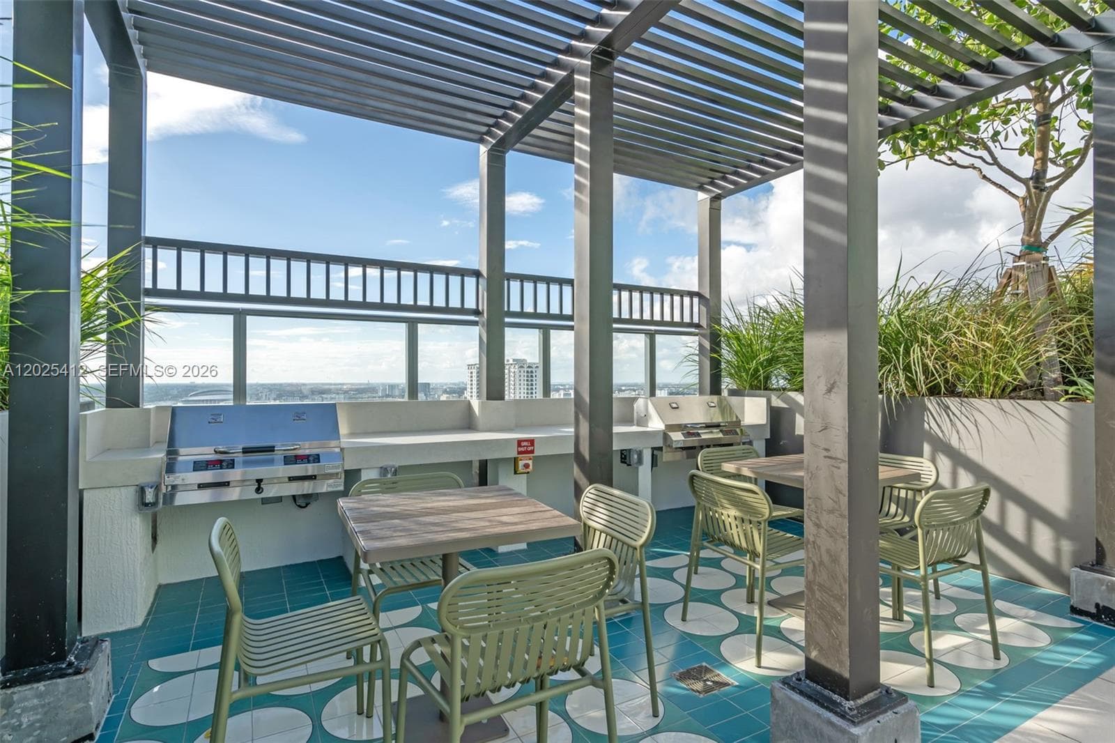 11 NE 6th St # 2608, Miami FL 33132 — 29