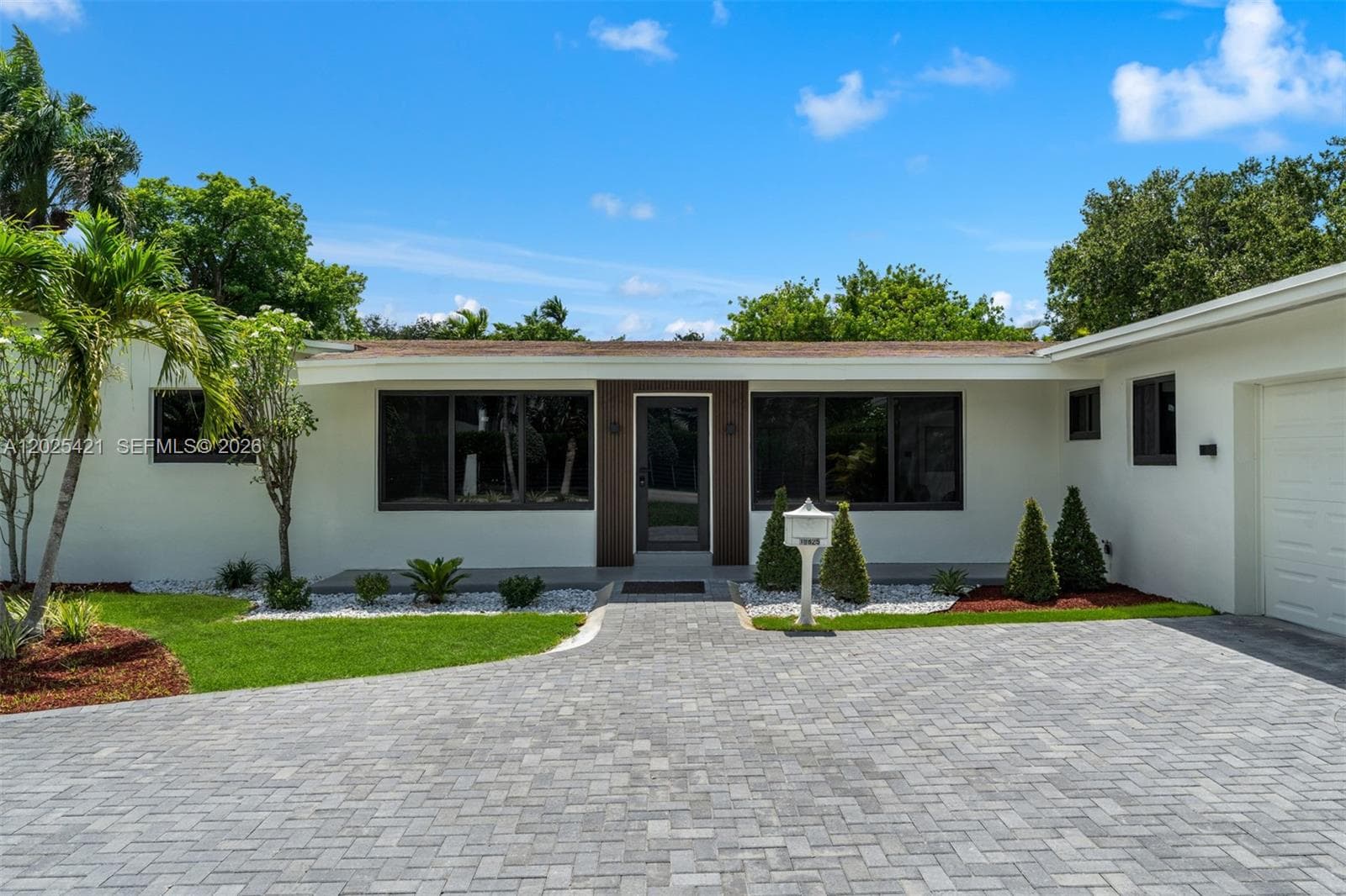 10825 SW 80th Ave, Miami FL 33156 — 2