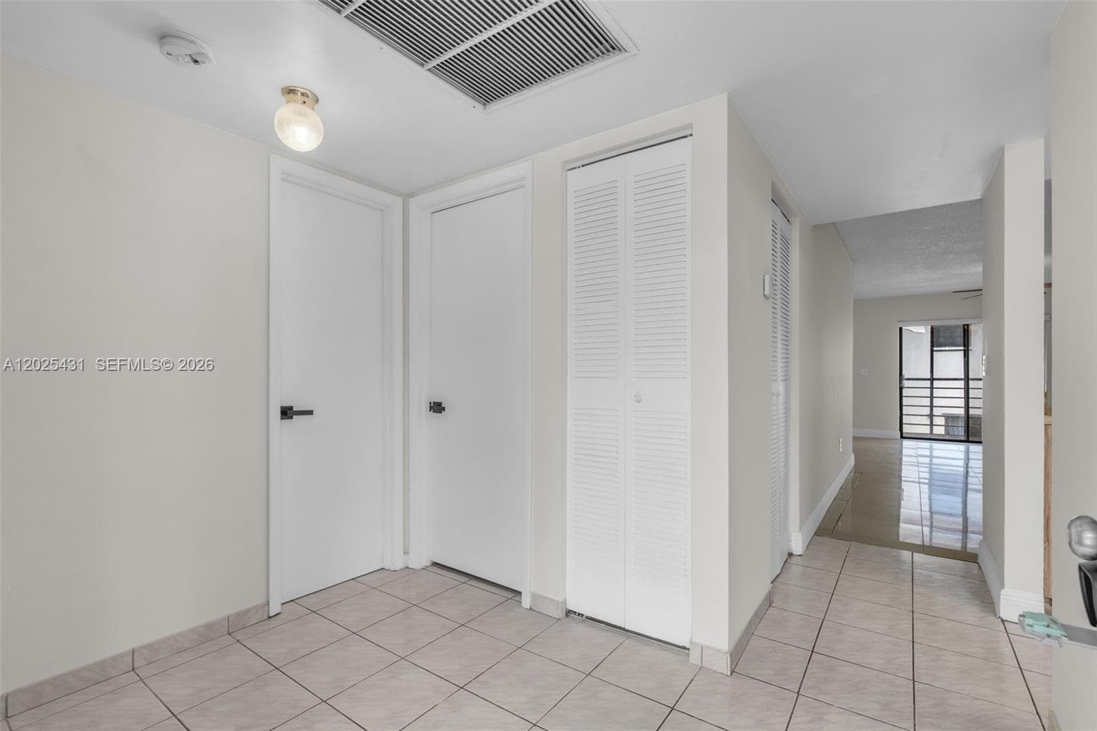 841 NE 207th Ln # 201, Miami FL 33179 — 16