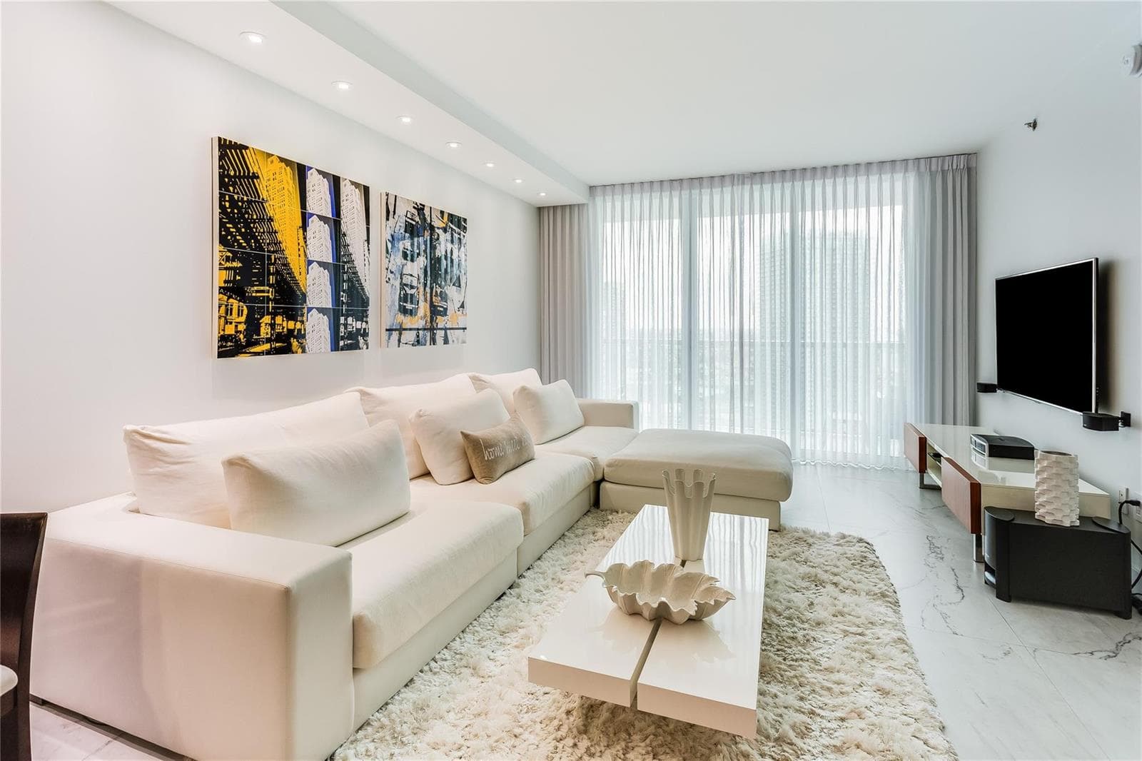 55 SE 6th Street # 3500, Miami FL 33131 — 10
