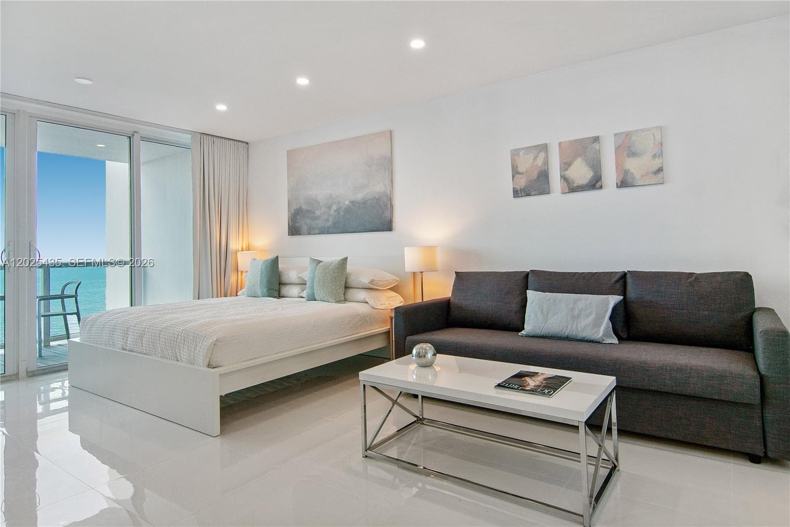 5445 Collins av, Miami Beach FL 33140 — 3