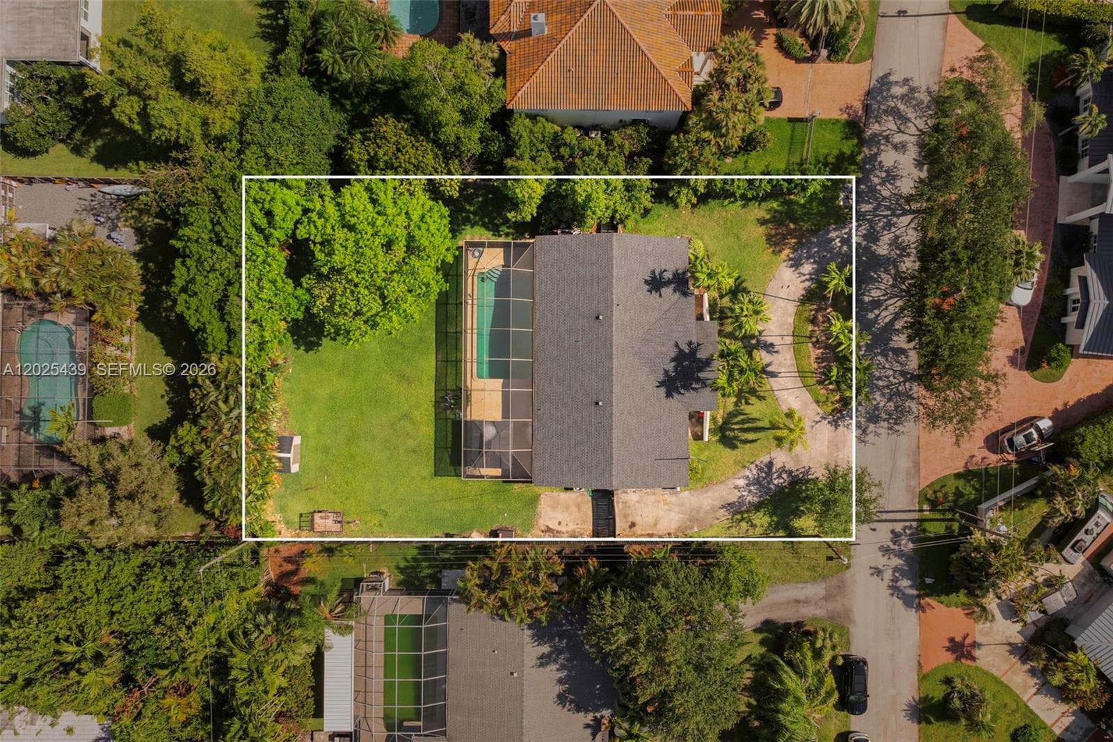 14700 Sailfish Dr, Coral Gables FL 33158 — 27