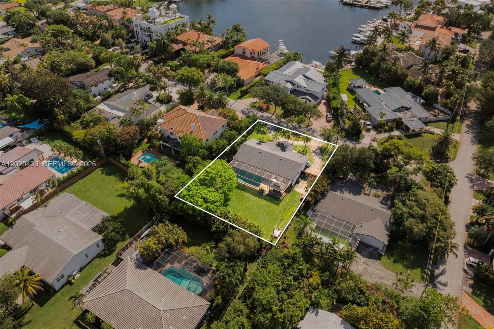 14700 Sailfish Dr, Coral Gables FL 33158 — 26