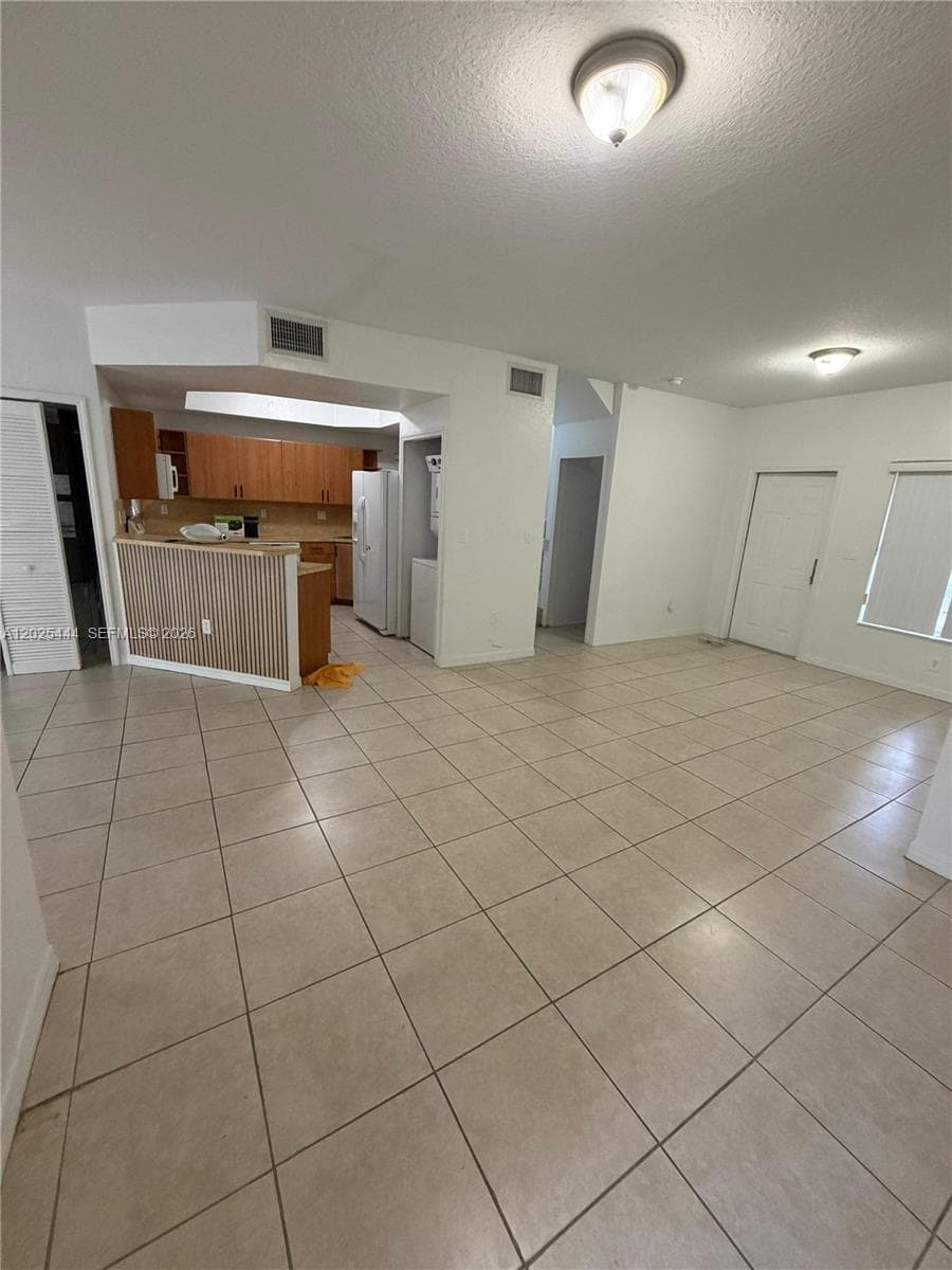 681 SW 7th St # 681, Florida City FL 33034 — 2