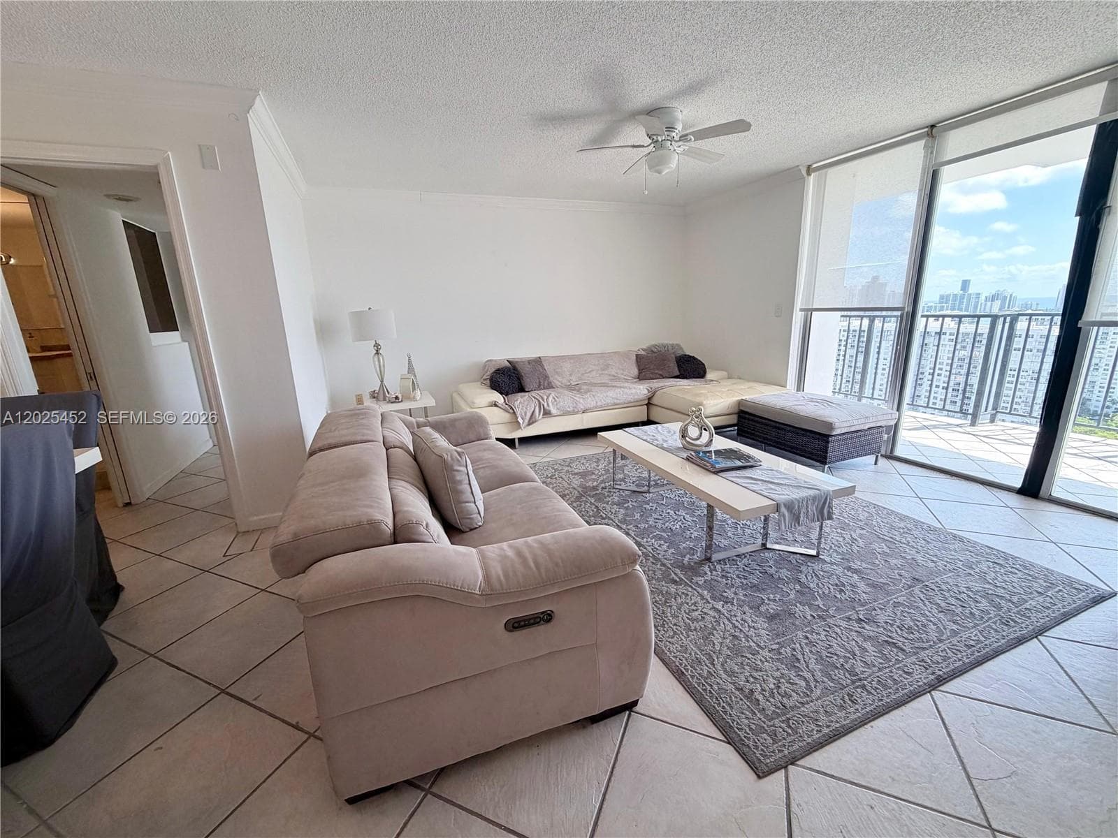 2750 NE 183rd St, Aventura FL 33160 — 2