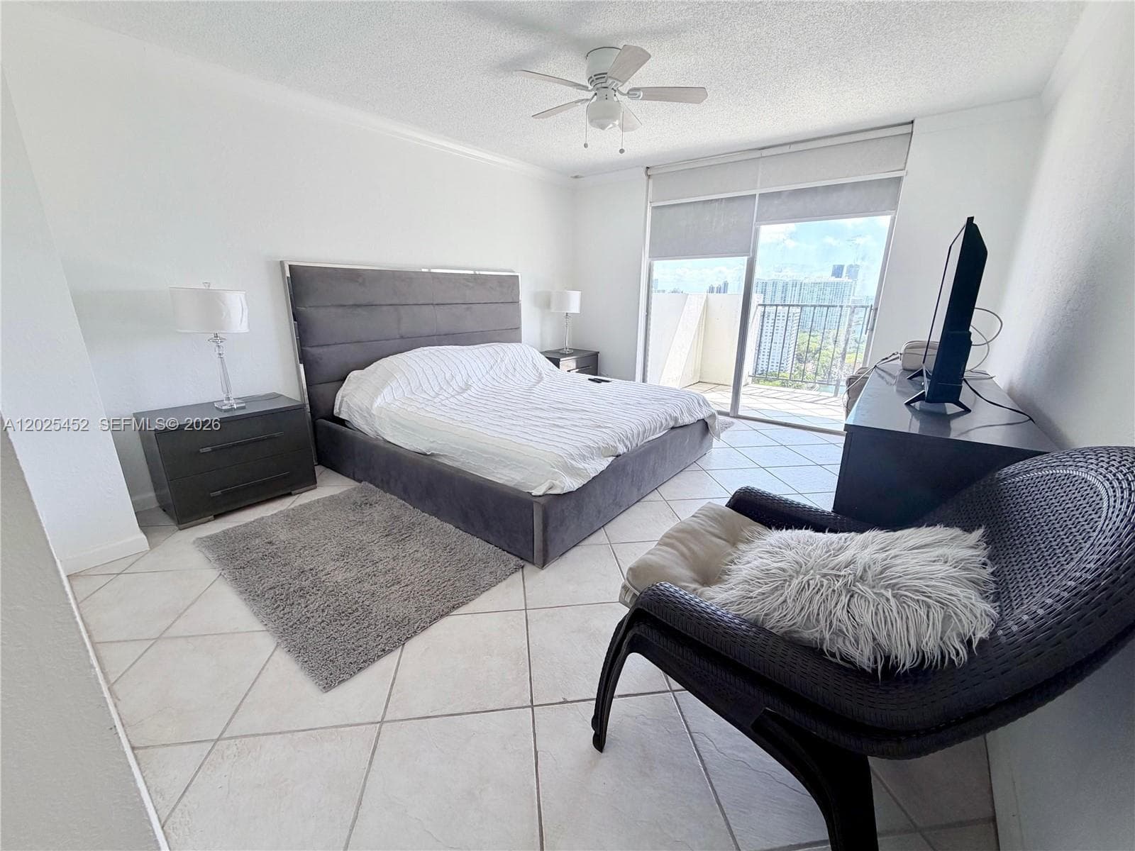 2750 NE 183rd St, Aventura FL 33160 — 13