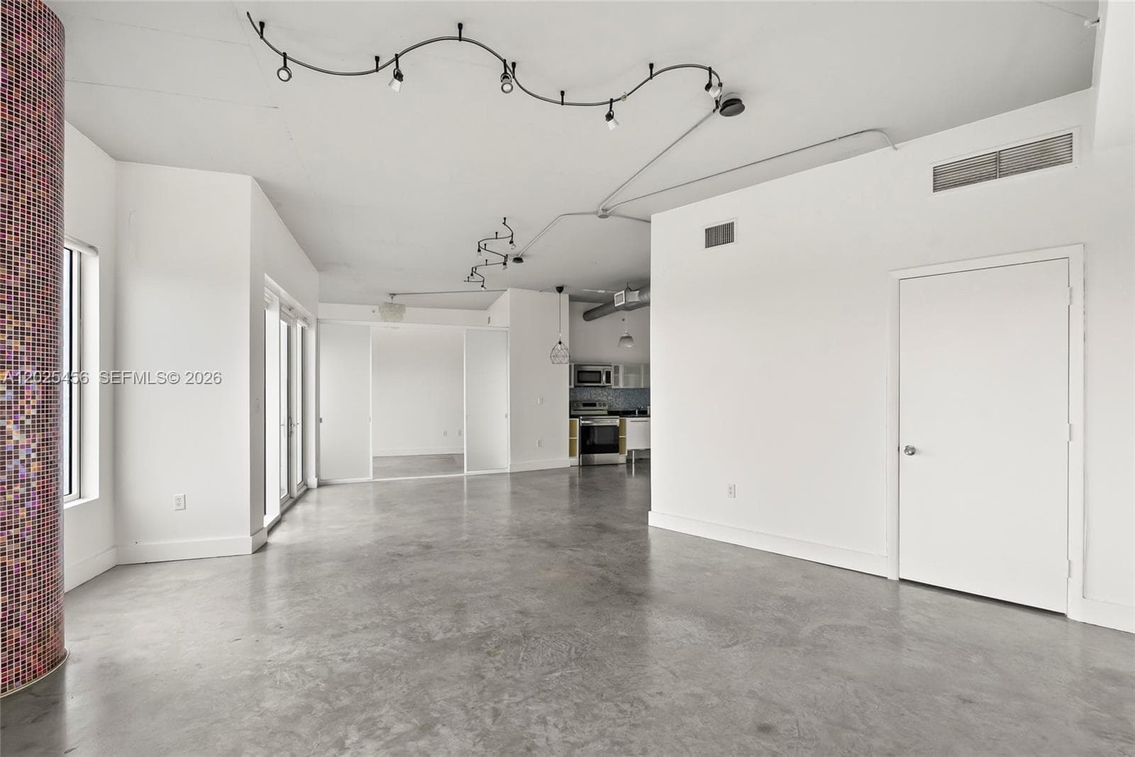 10 SW South River Dr # 1006, Miami FL 33130 — 13
