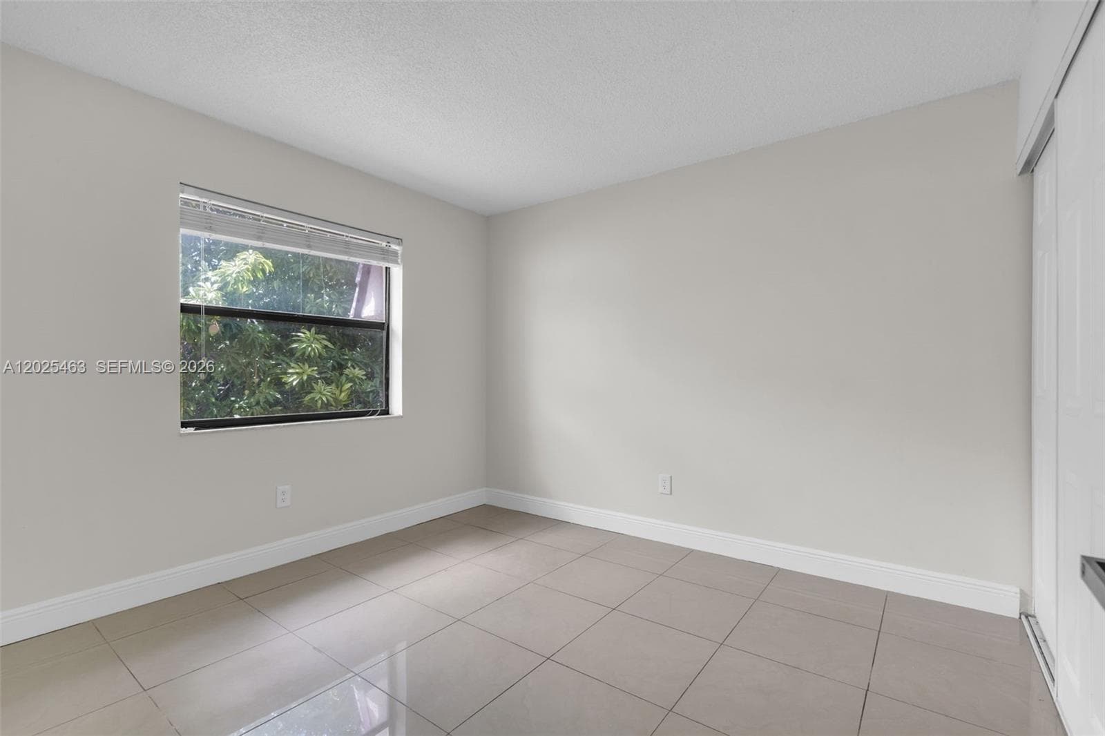 841 NE 207th Ln # 201, Miami FL 33179 — 18