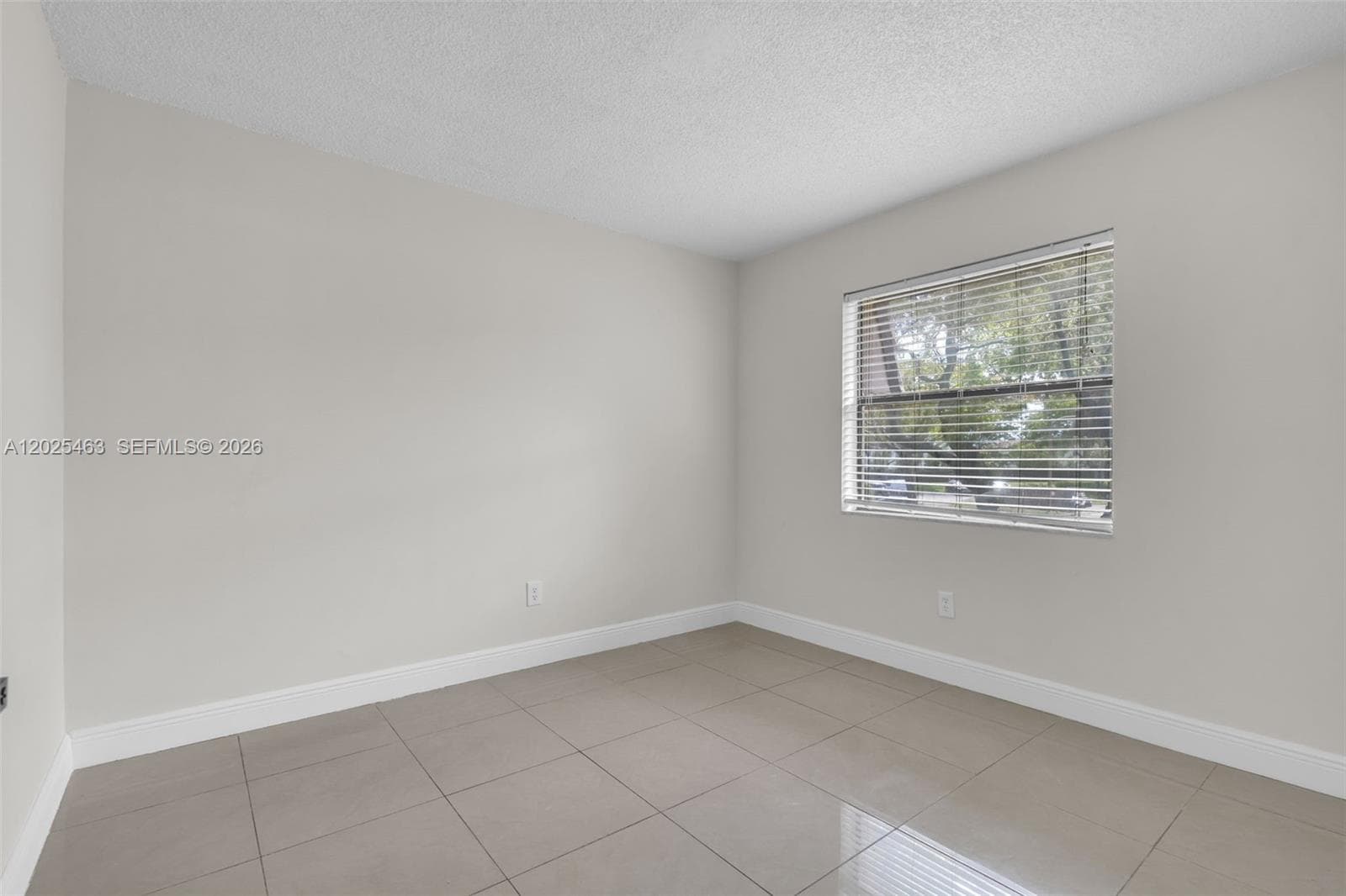 841 NE 207th Ln # 201, Miami FL 33179 — 15
