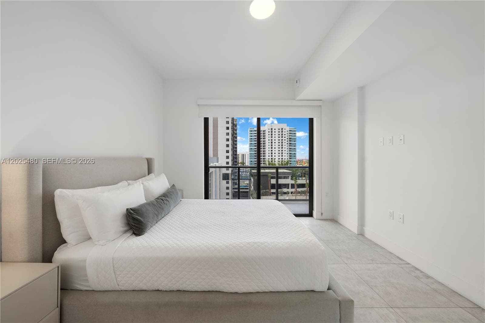 239 SW 9th St # 1202, Miami FL 33130 — 13