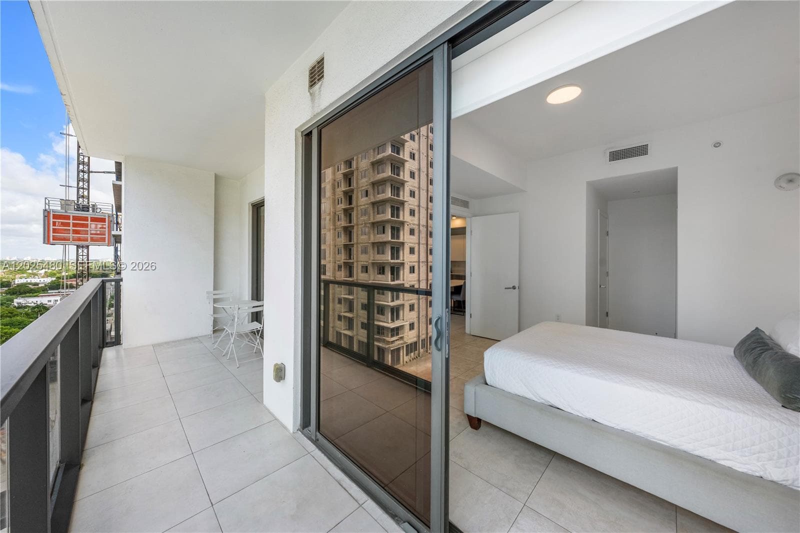 239 SW 9th St # 1202, Miami FL 33130 — 21