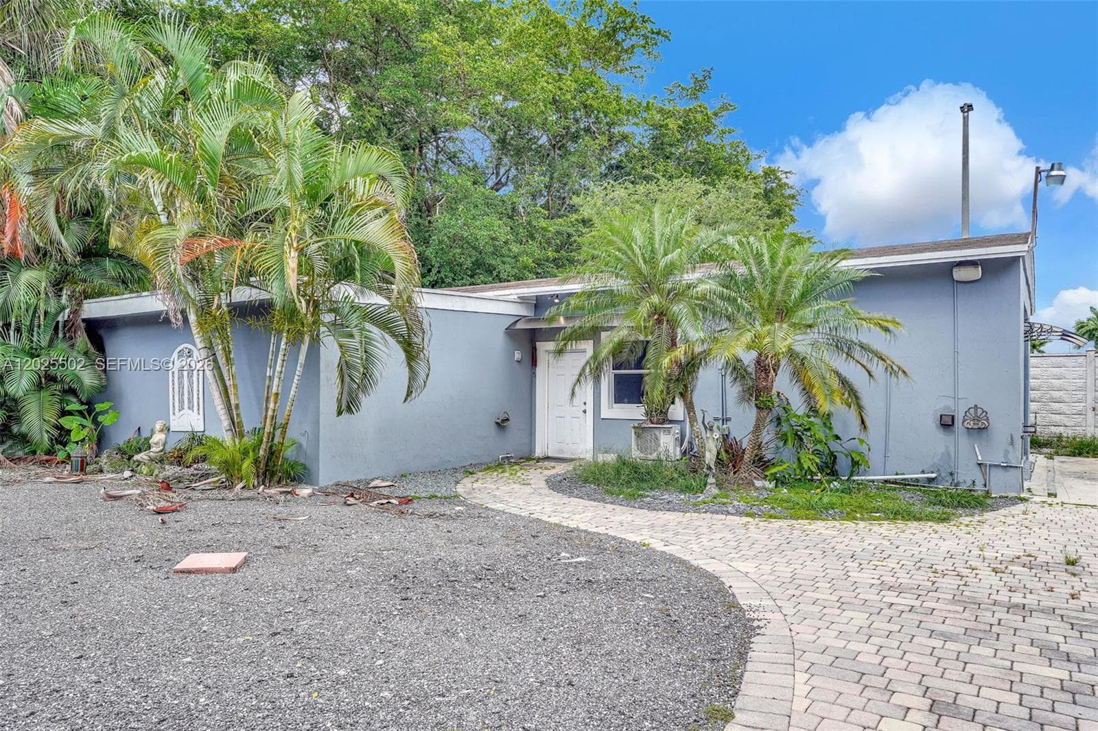 14500 NE 2nd Ave # 2, Miami FL 33161 — 17