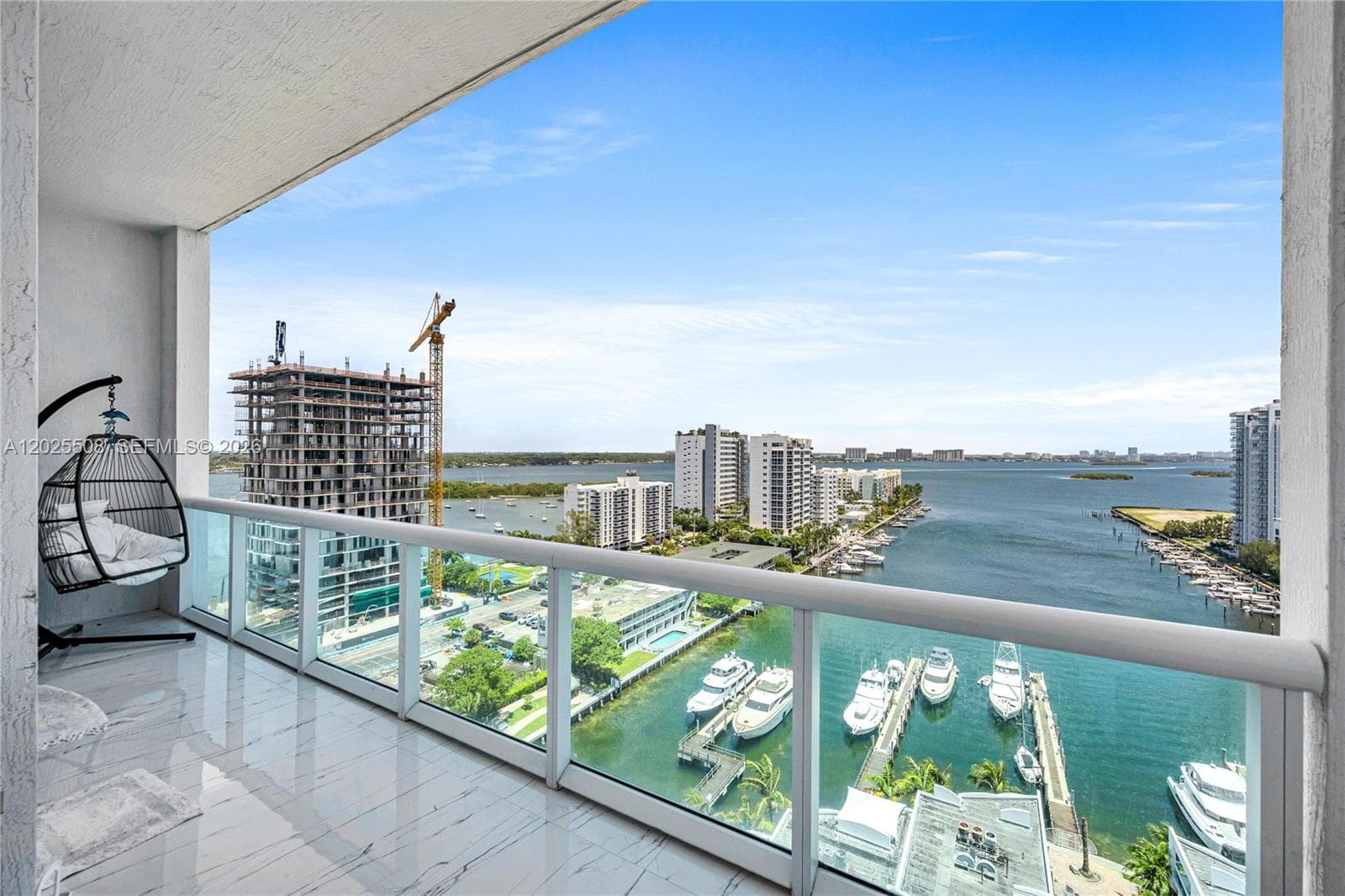 7900 Harbor Island Dr, North Bay Village FL 33141 — 12
