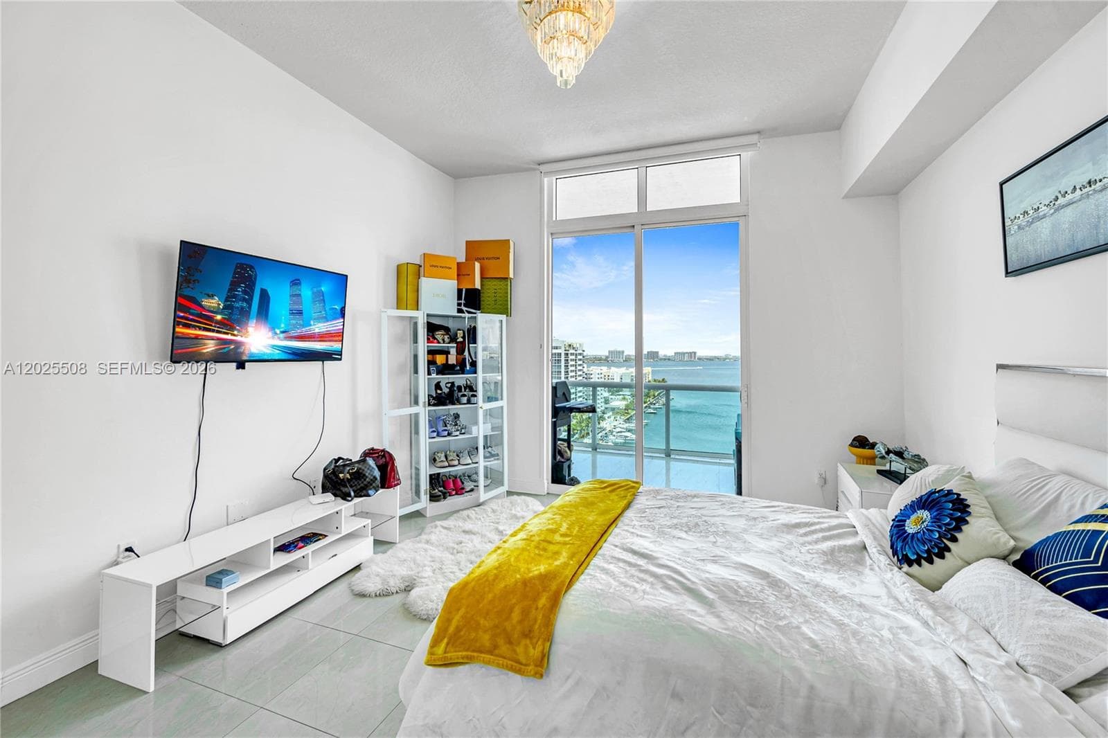 7900 Harbor Island Dr, North Bay Village FL 33141 — 9