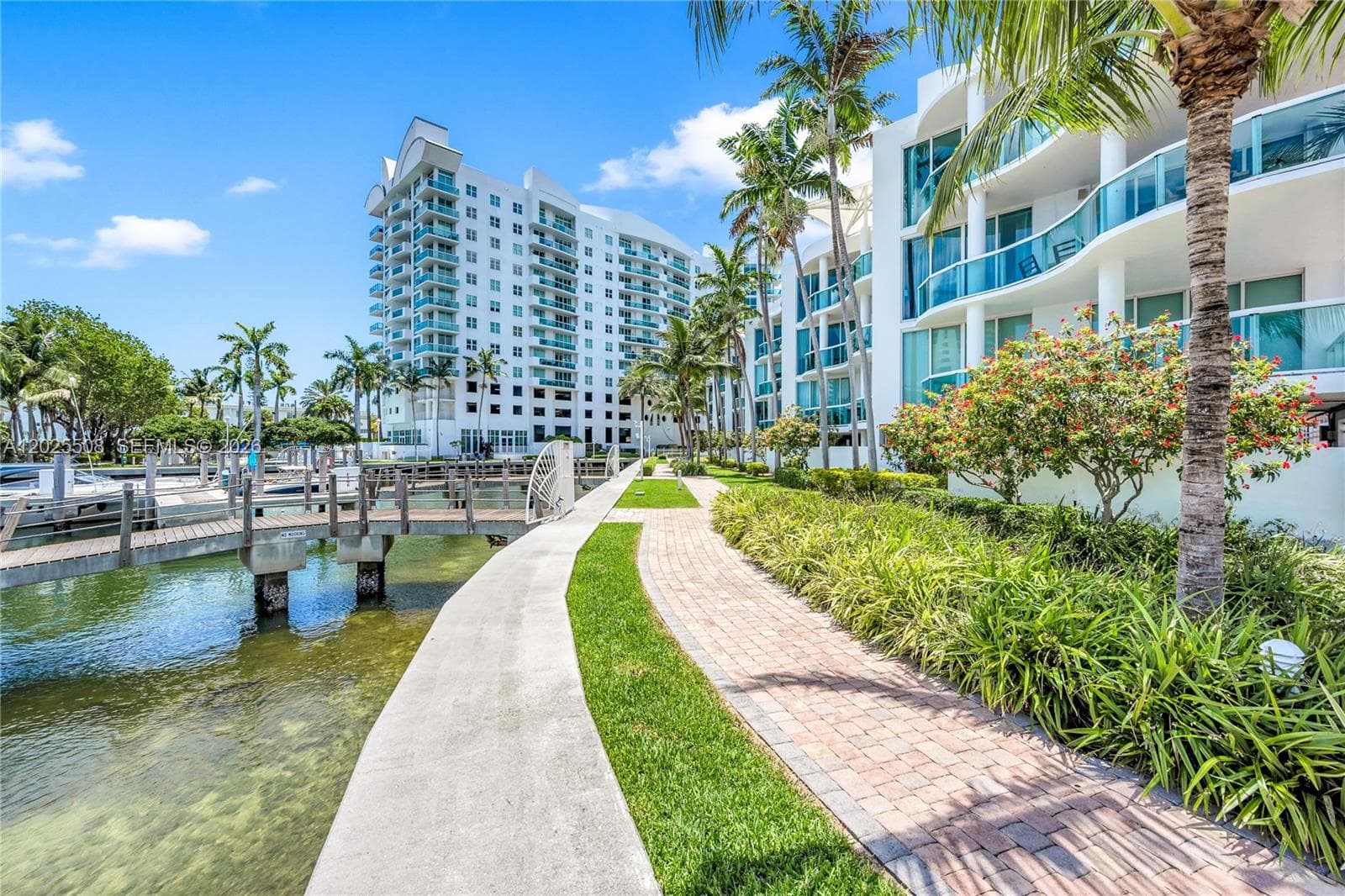 7900 Harbor Island Dr, North Bay Village FL 33141 — 21