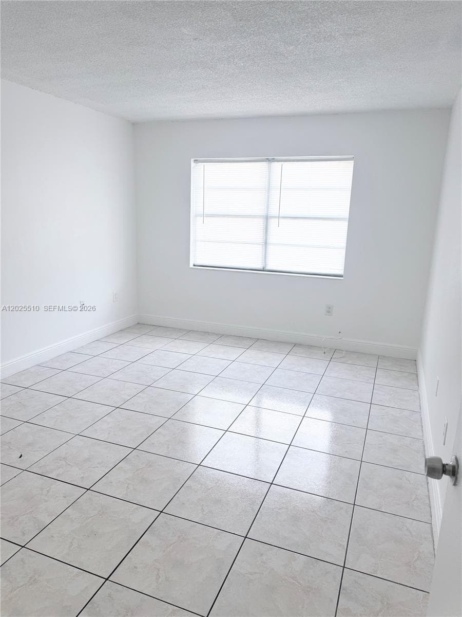 631 NW 177th St # 207, Miami Gardens FL 33169 — 1