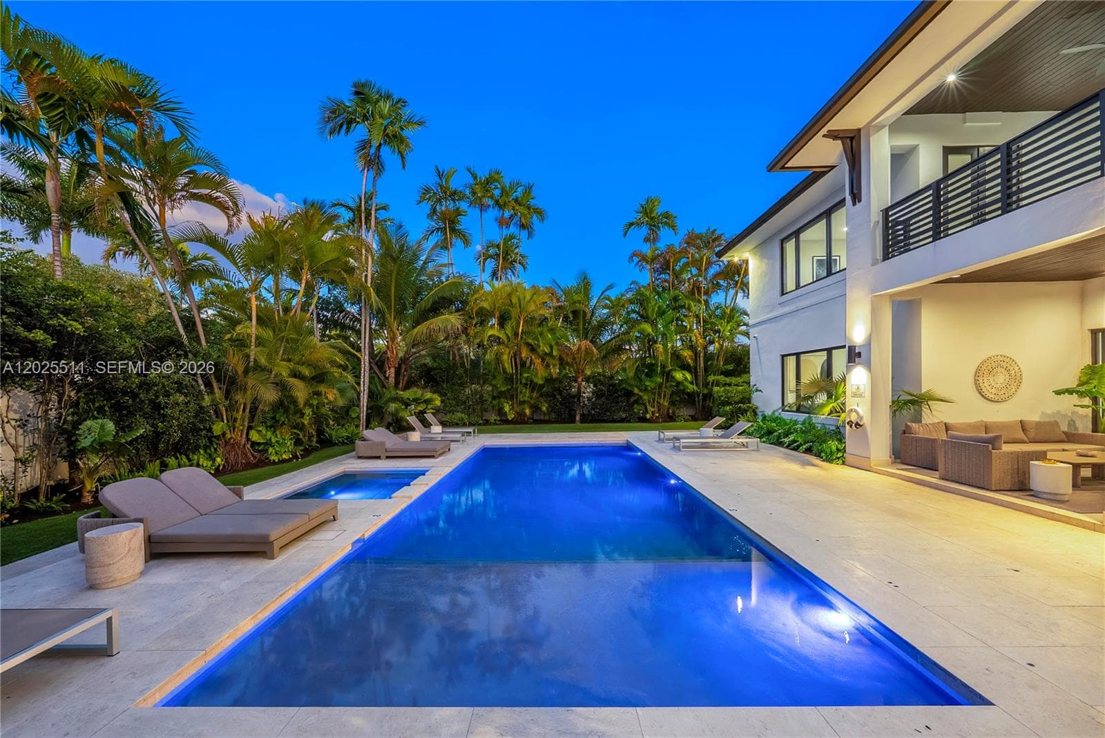 5753 SW 31st St, Miami FL 33155 — 6