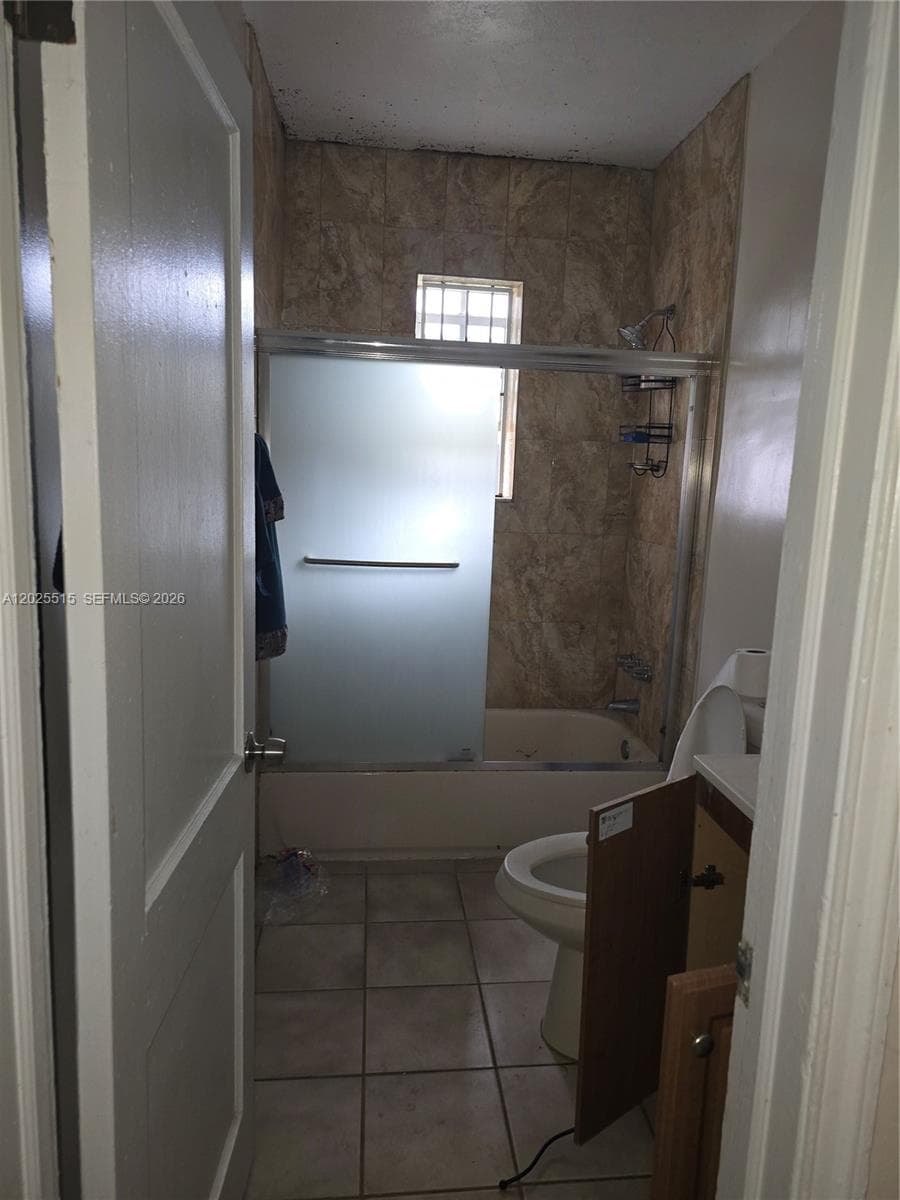 1166 NW 117th St, Miami FL 33168 — 3