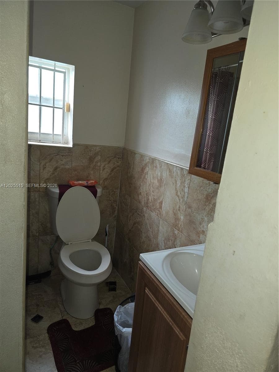 1166 NW 117th St, Miami FL 33168 — 1