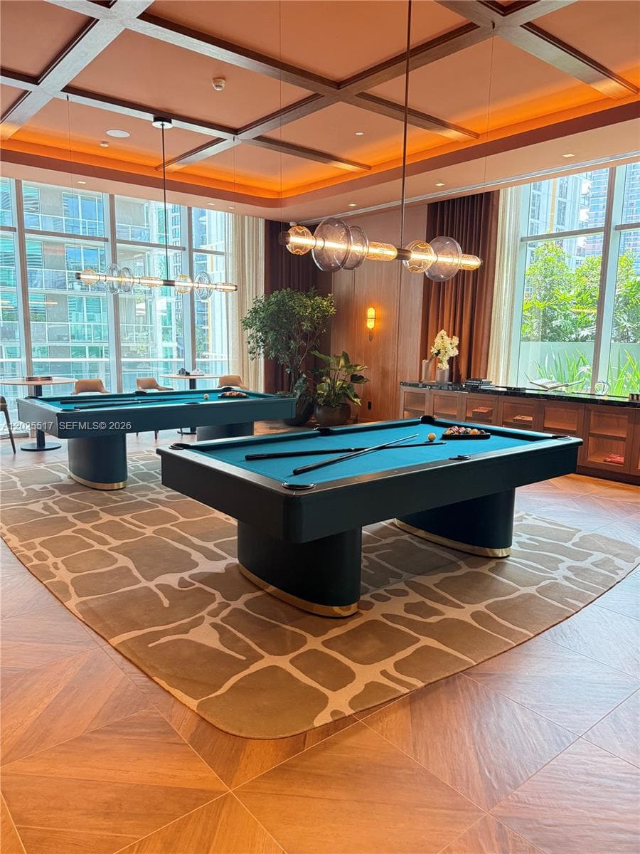 77 SE 5 # 2307, Miami FL 33131 — 21