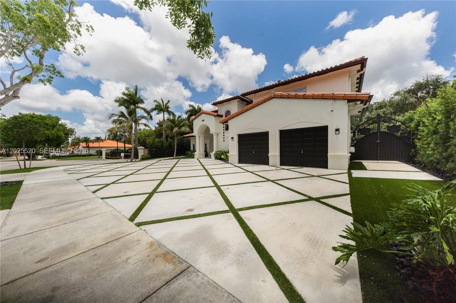 15721 NW 79th Ct, Miami Lakes FL 33016 — 3
