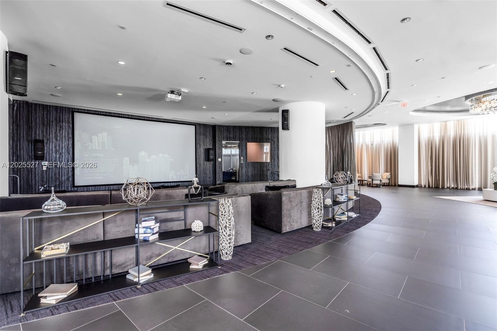 851 NE 1st Ave # 3909, Miami FL 33132 — 52
