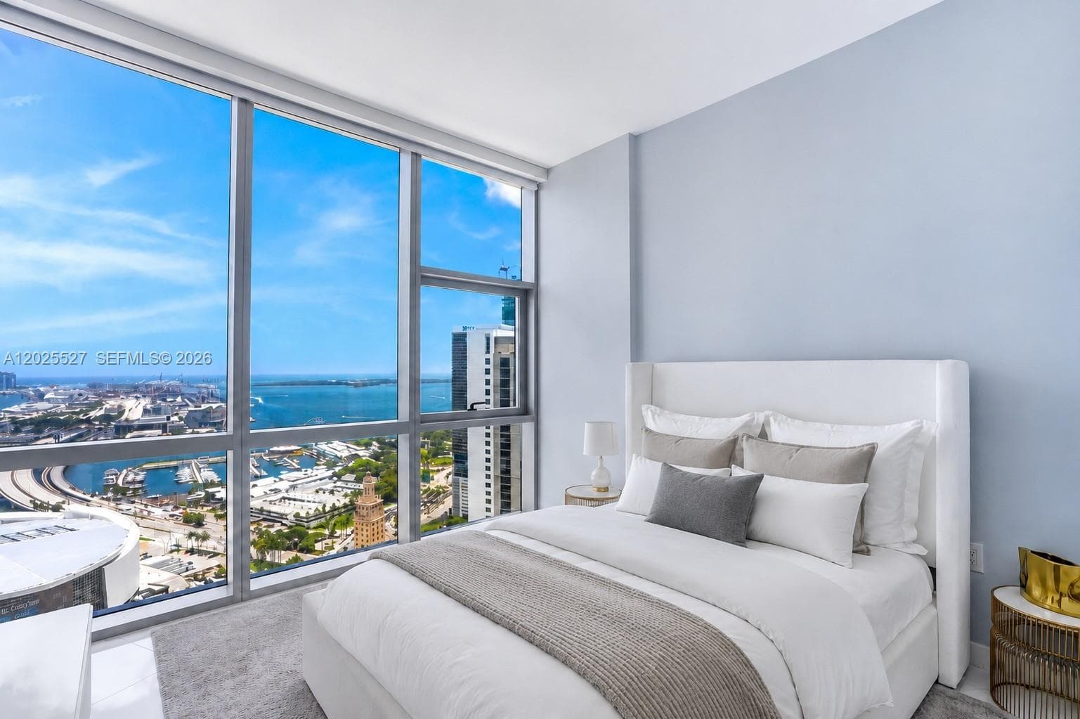 851 NE 1st Ave # 3909, Miami FL 33132 — 20