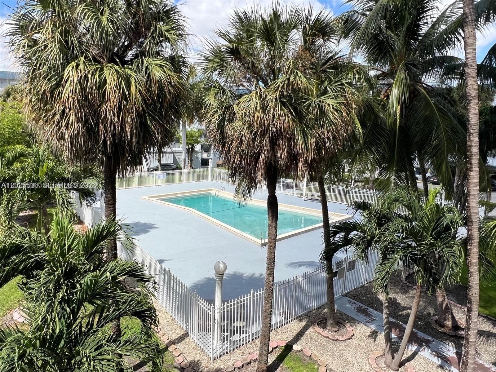 1655 W 44th Pl # 211, Hialeah FL 33012 — 14