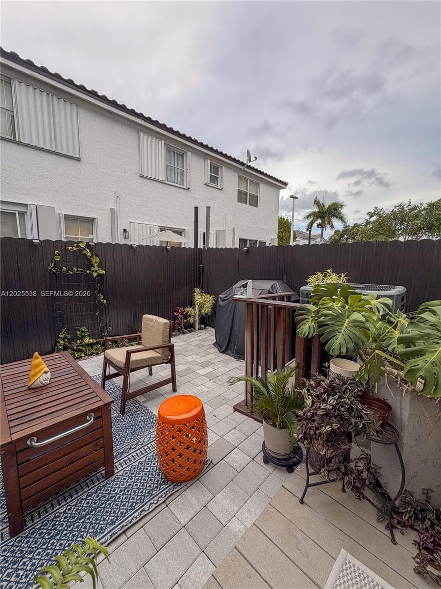 5420 NW 107th Ave # 303, Doral FL 33178 — 27