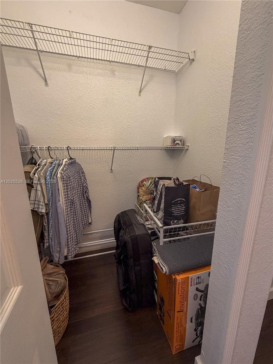 5420 NW 107th Ave # 303, Doral FL 33178 — 17