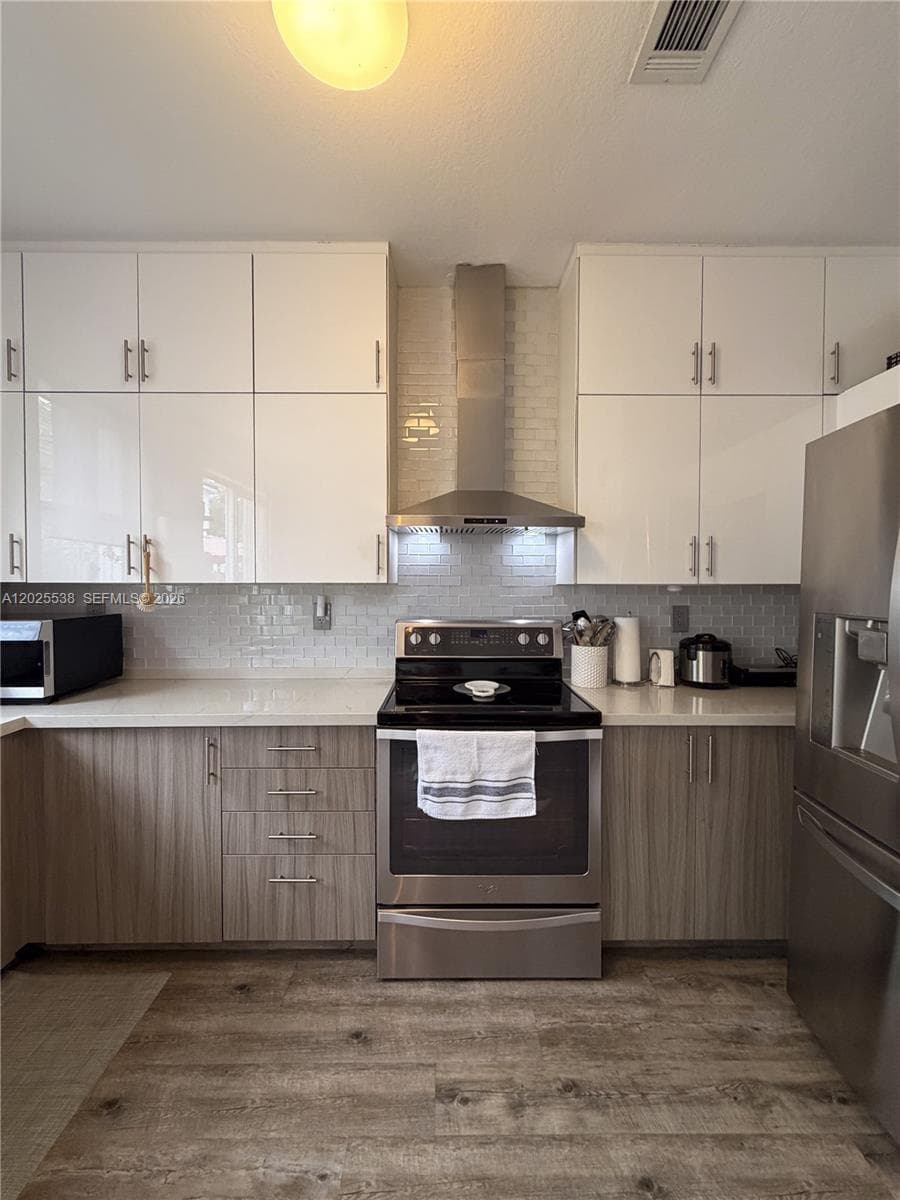 5420 NW 107th Ave # 303, Doral FL 33178 — 24