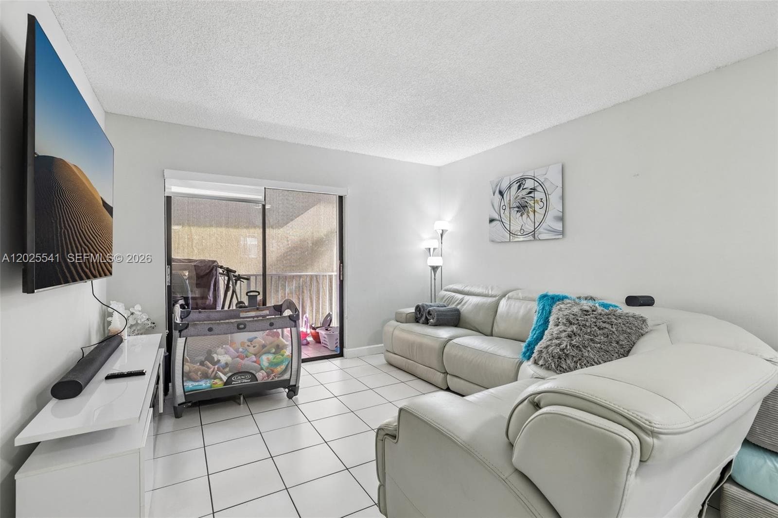 6041 W 24th Ave # 103, Hialeah FL 33016 — 5
