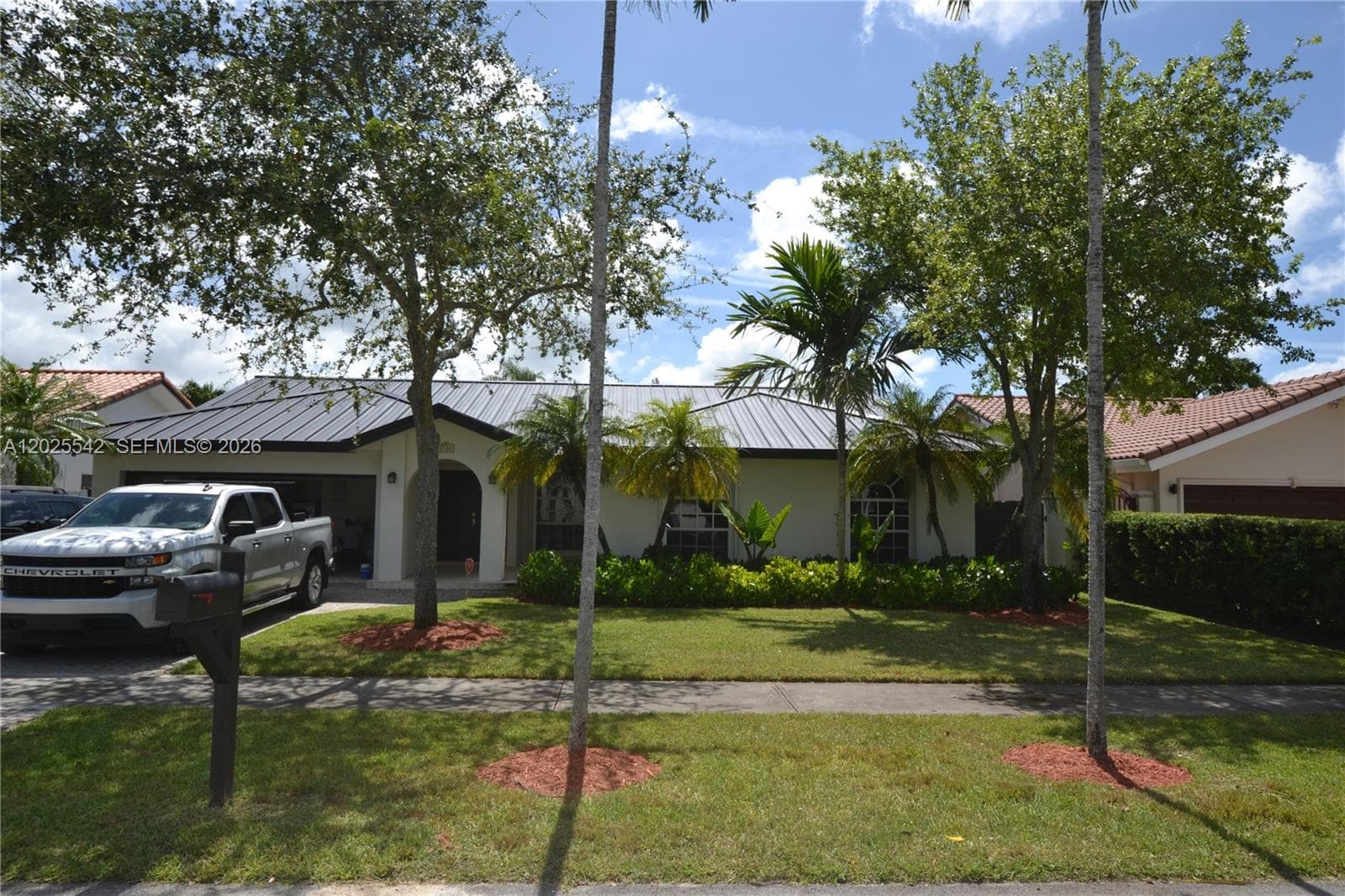5785 SW 89th Ave, Miami FL 33173 — 1
