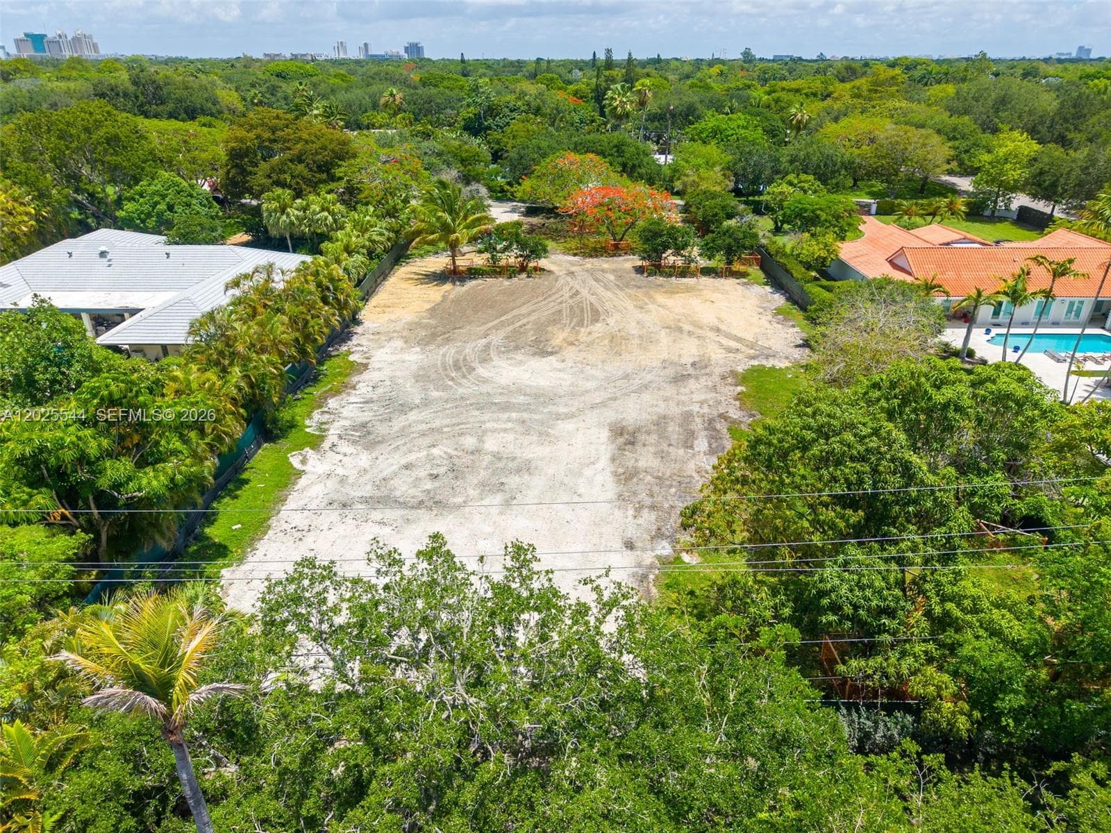 6420 SW 114th St, Pinecrest FL 33156 — 9