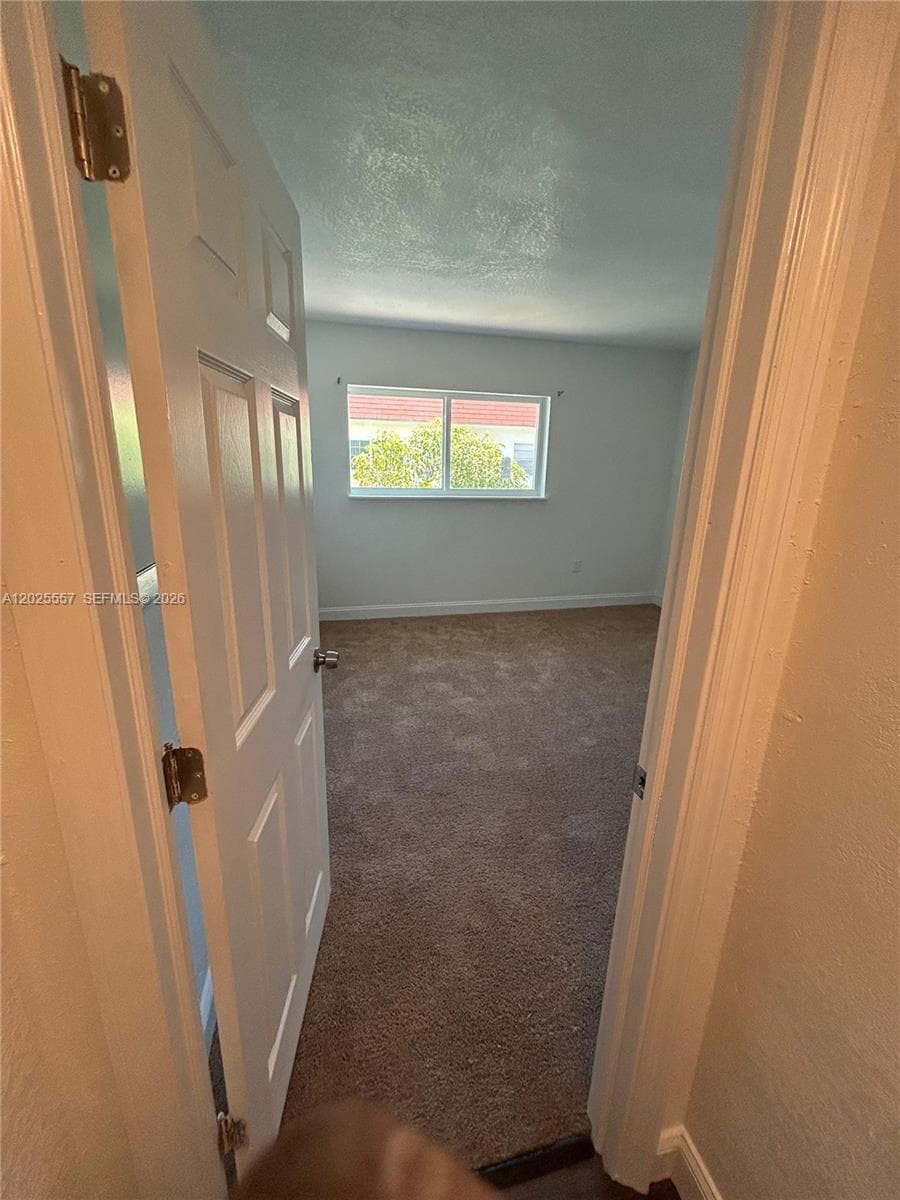 1450 NE 151st St # 101, Miami FL 33162 — 19