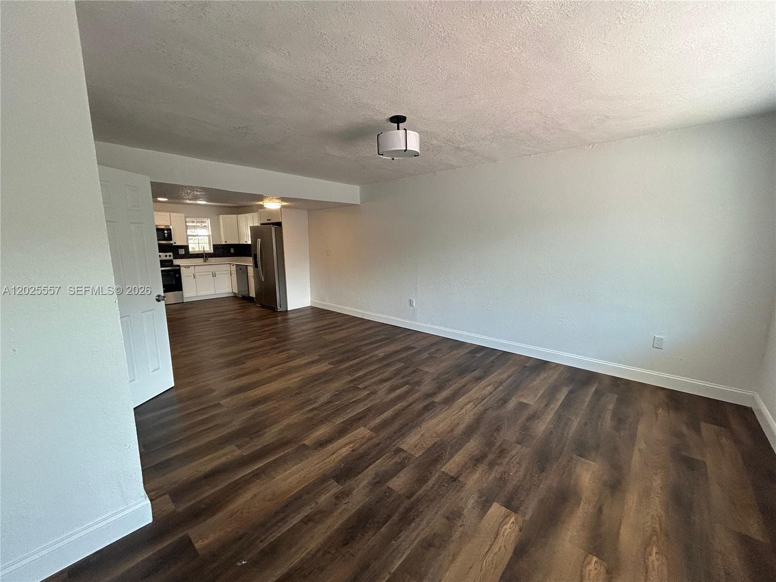 1450 NE 151st St # 101, Miami FL 33162 — 21