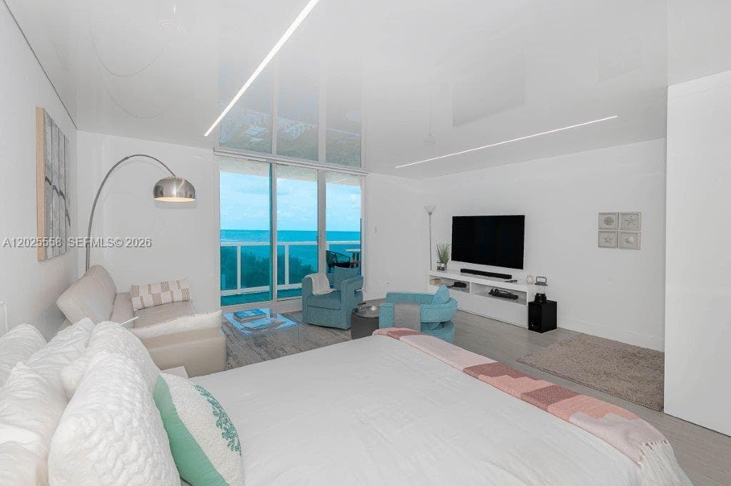 2301 Collins Ave # 811, Miami Beach FL 33139 — 3