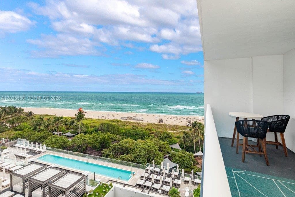 2301 Collins Ave # 811, Miami Beach FL 33139 — 24