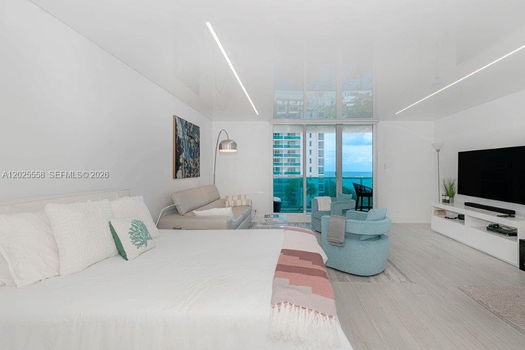 2301 Collins Ave # 811, Miami Beach FL 33139 — 4