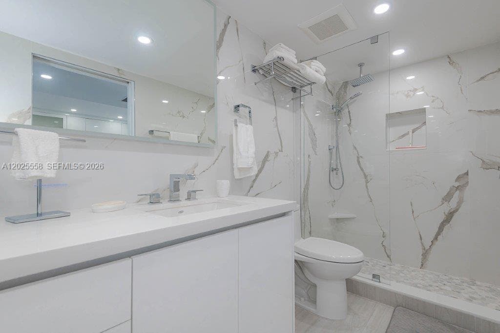 2301 Collins Ave # 811, Miami Beach FL 33139 — 21
