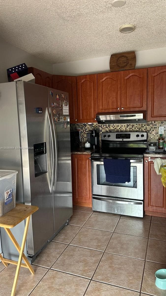 Weitzer Serena Lakes Town, Miami, FL — 9