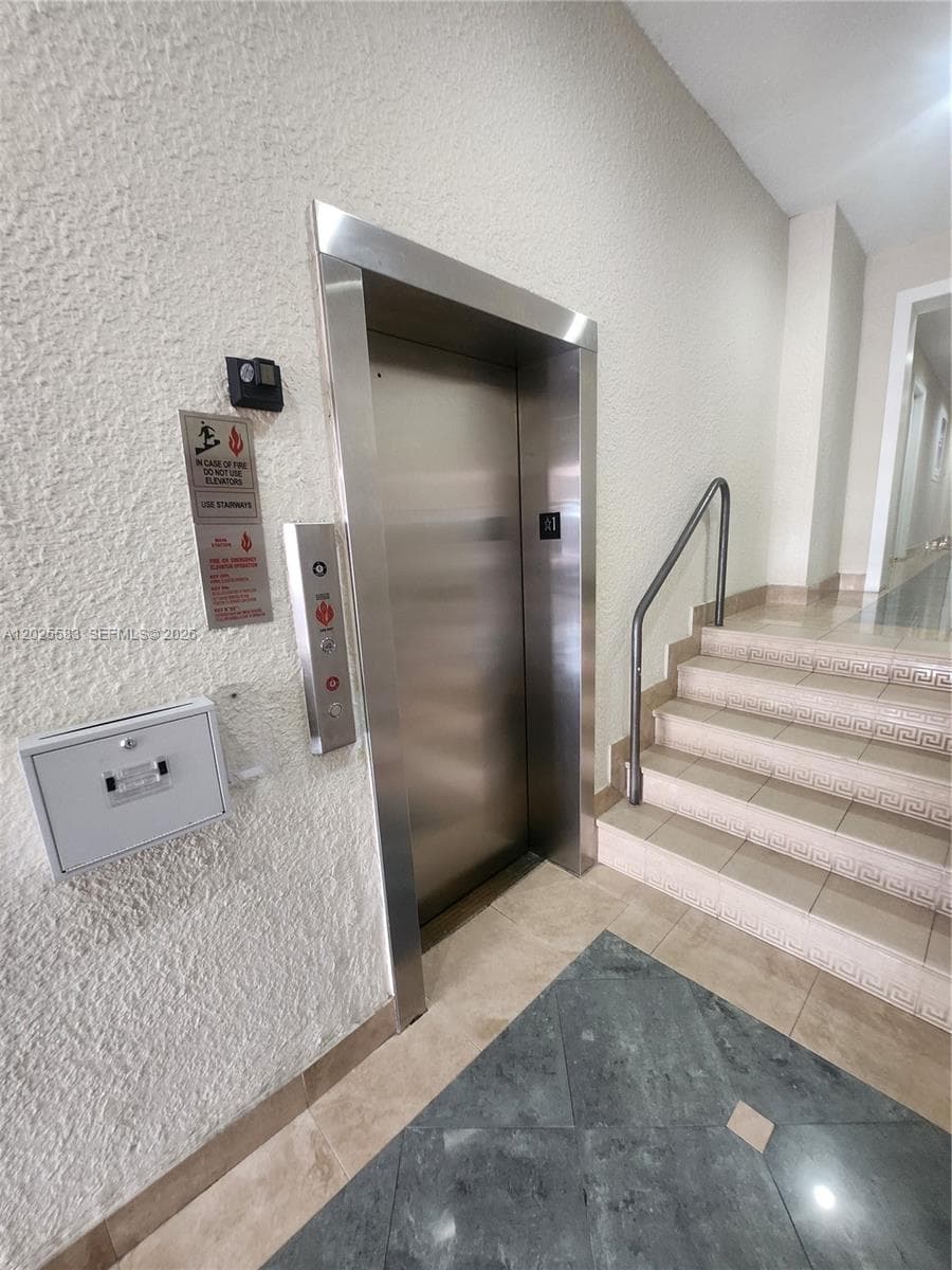 2700 Collins Ave # 208, Miami Beach FL 33140 — 7
