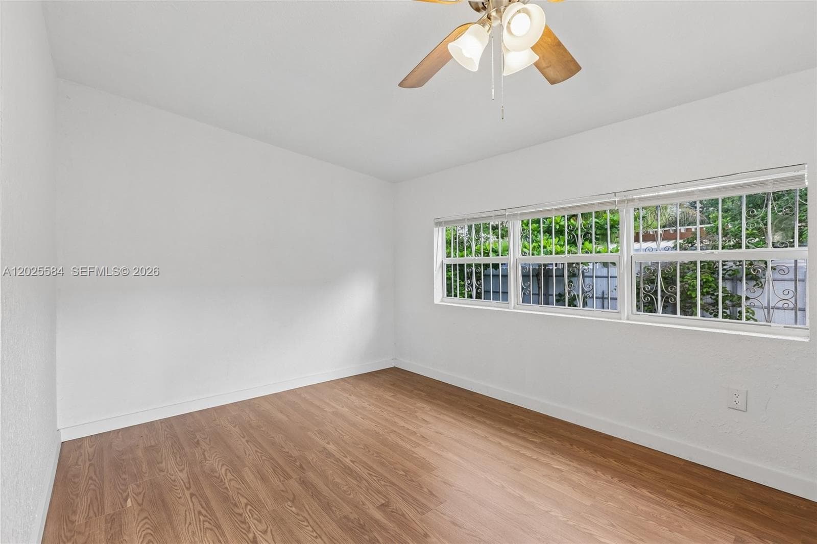 1045 NW 115th St, Miami FL 33168 — 27
