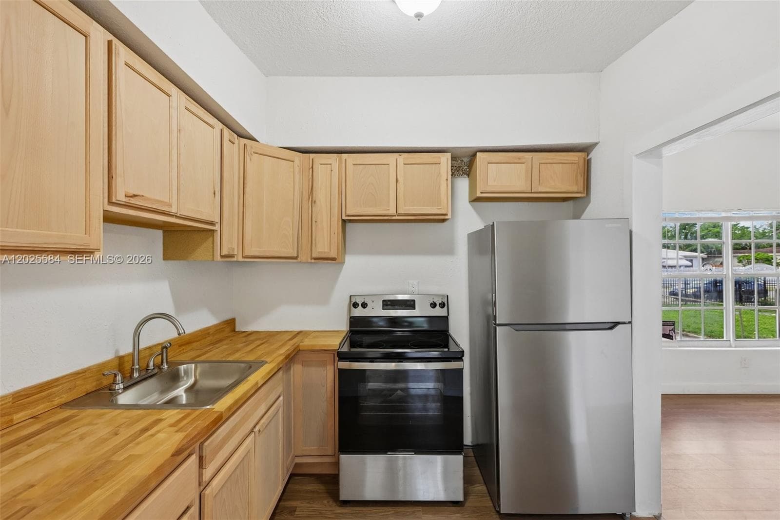 1045 NW 115th St, Miami FL 33168 — 16