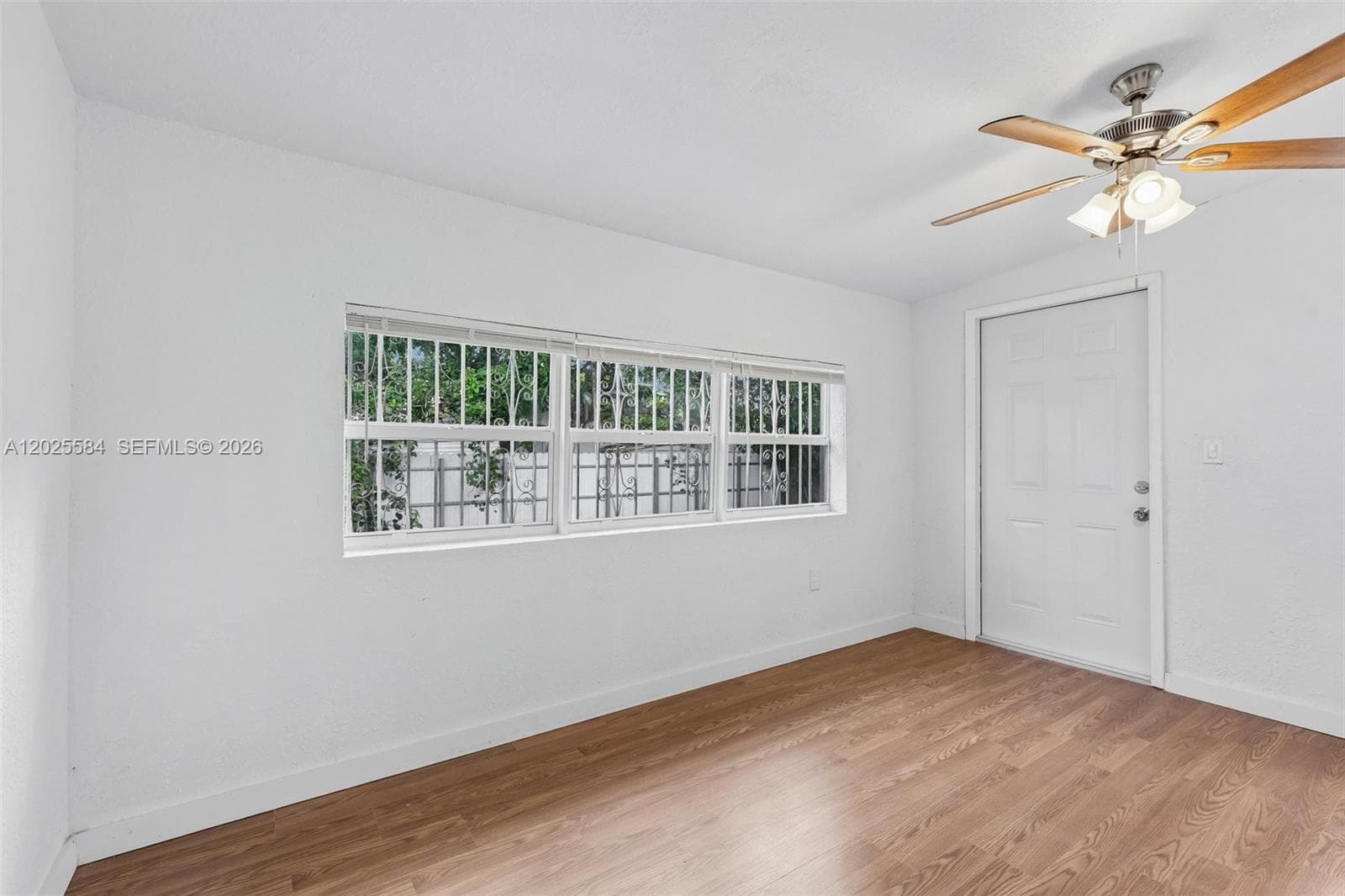 1045 NW 115th St, Miami FL 33168 — 28