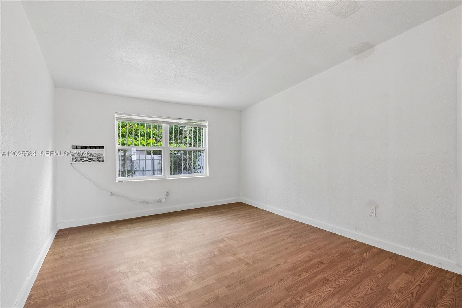 1045 NW 115th St, Miami FL 33168 — 30