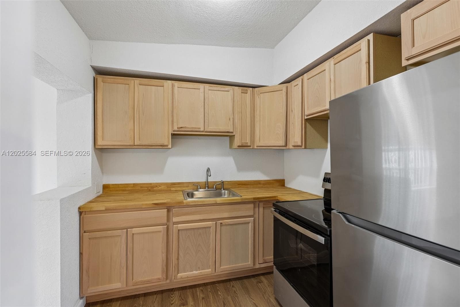 1045 NW 115th St, Miami FL 33168 — 14